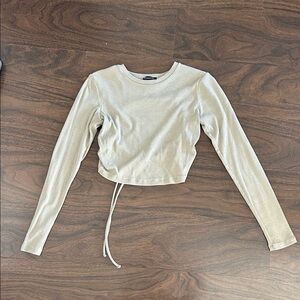 Women's Green Cropped Long Sleeve Top